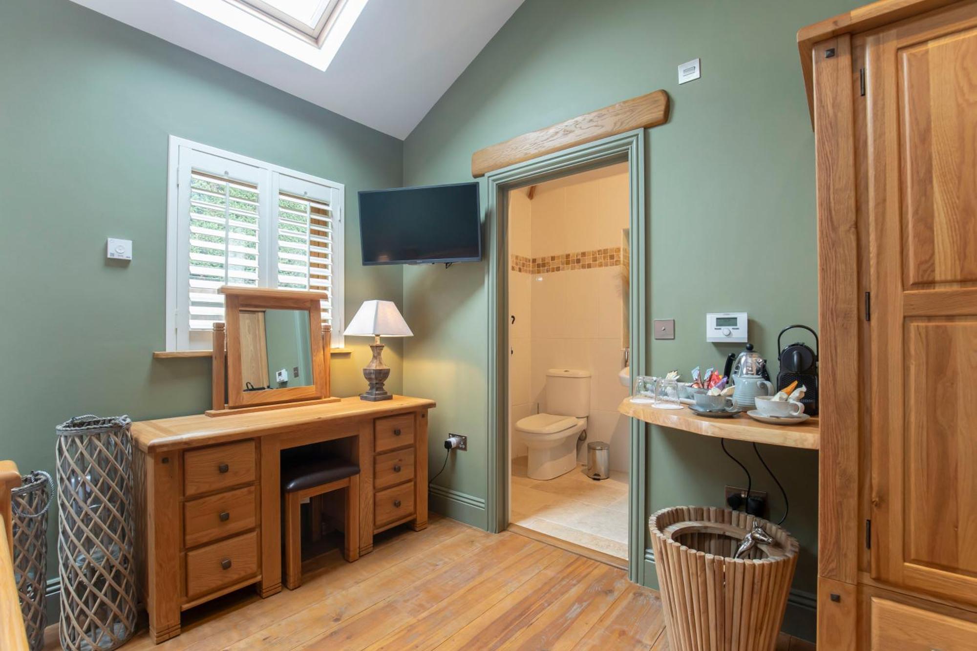 Stable Lodge - Boutique Bed & Breakfast Shurdington Eksteriør bilde