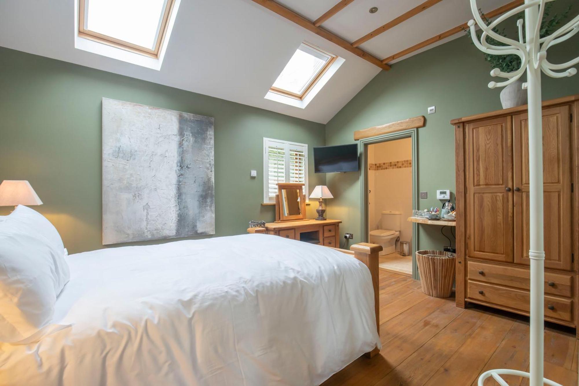Stable Lodge - Boutique Bed & Breakfast Shurdington Eksteriør bilde