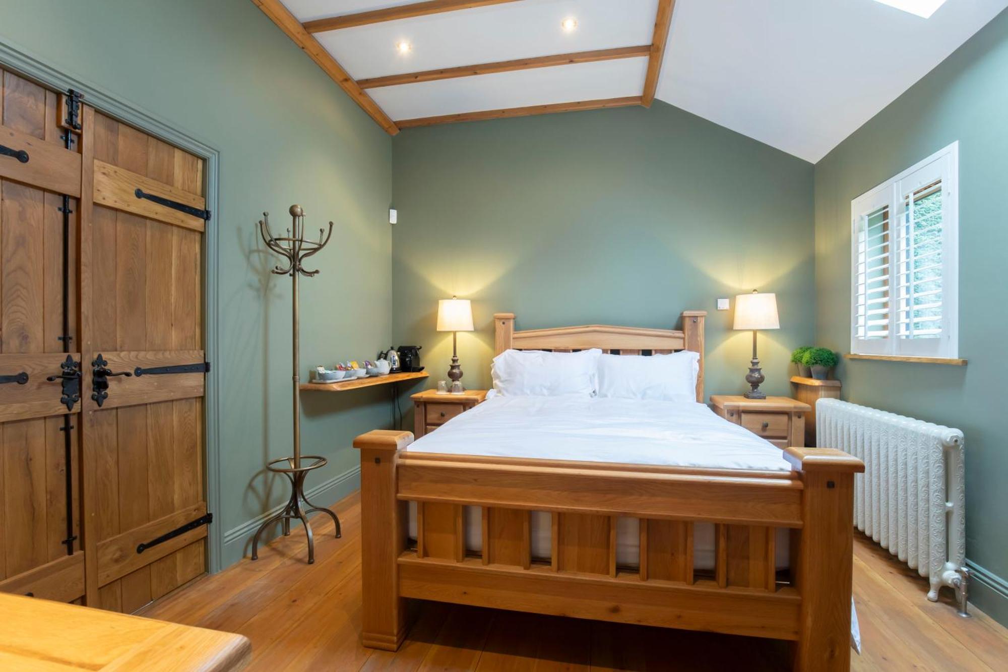 Stable Lodge - Boutique Bed & Breakfast Shurdington Eksteriør bilde